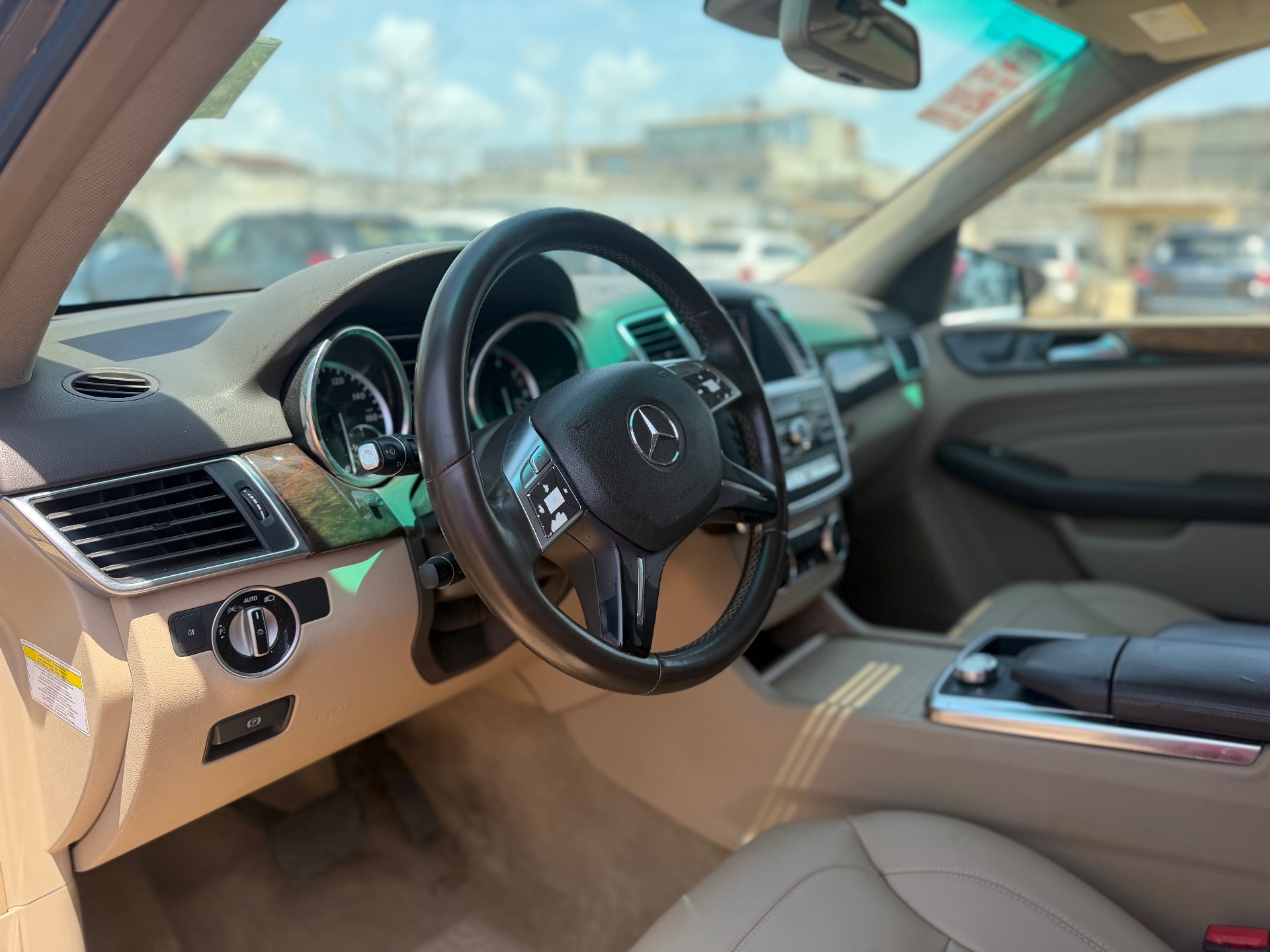 MERCEDES-BENZ ML350 2012