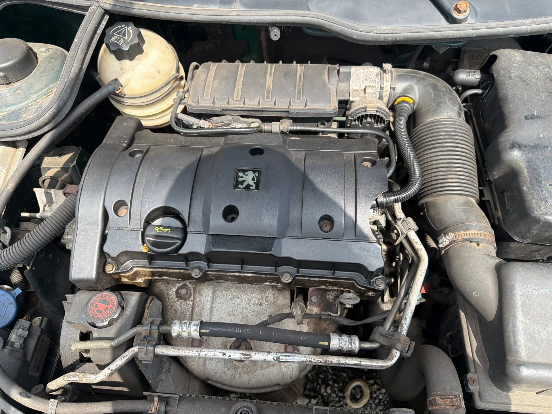 Peugeot 208 2001