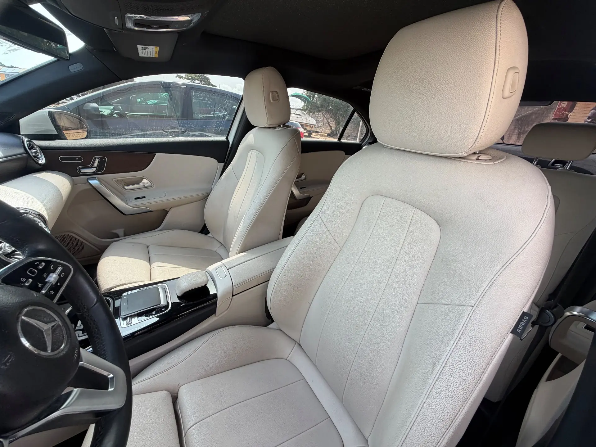 MERCEDES-BENZ GLA 2020
