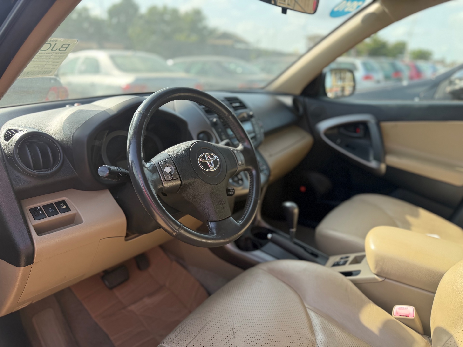 Toyota RAV4 2011