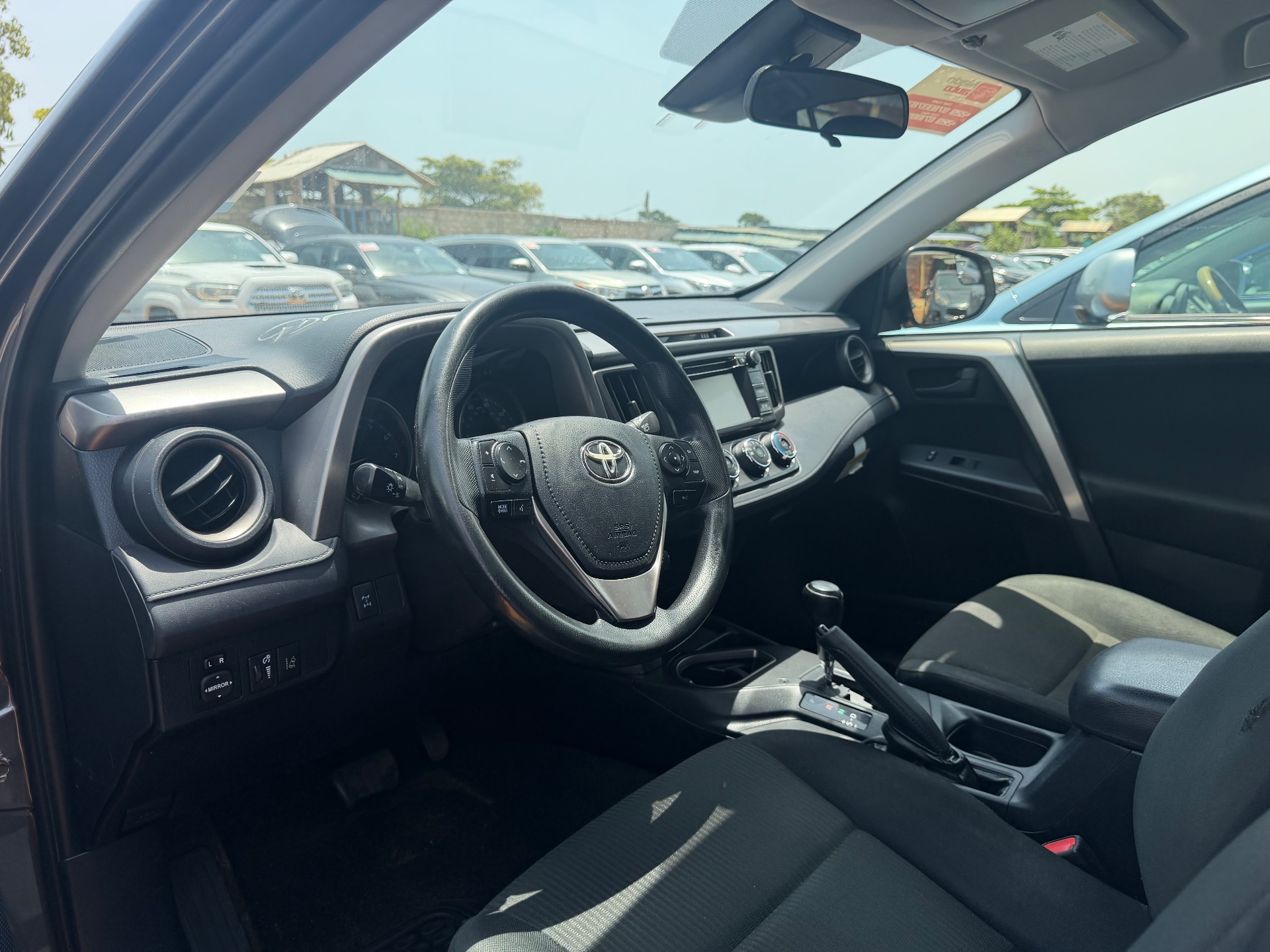 Toyota RAV4 2017