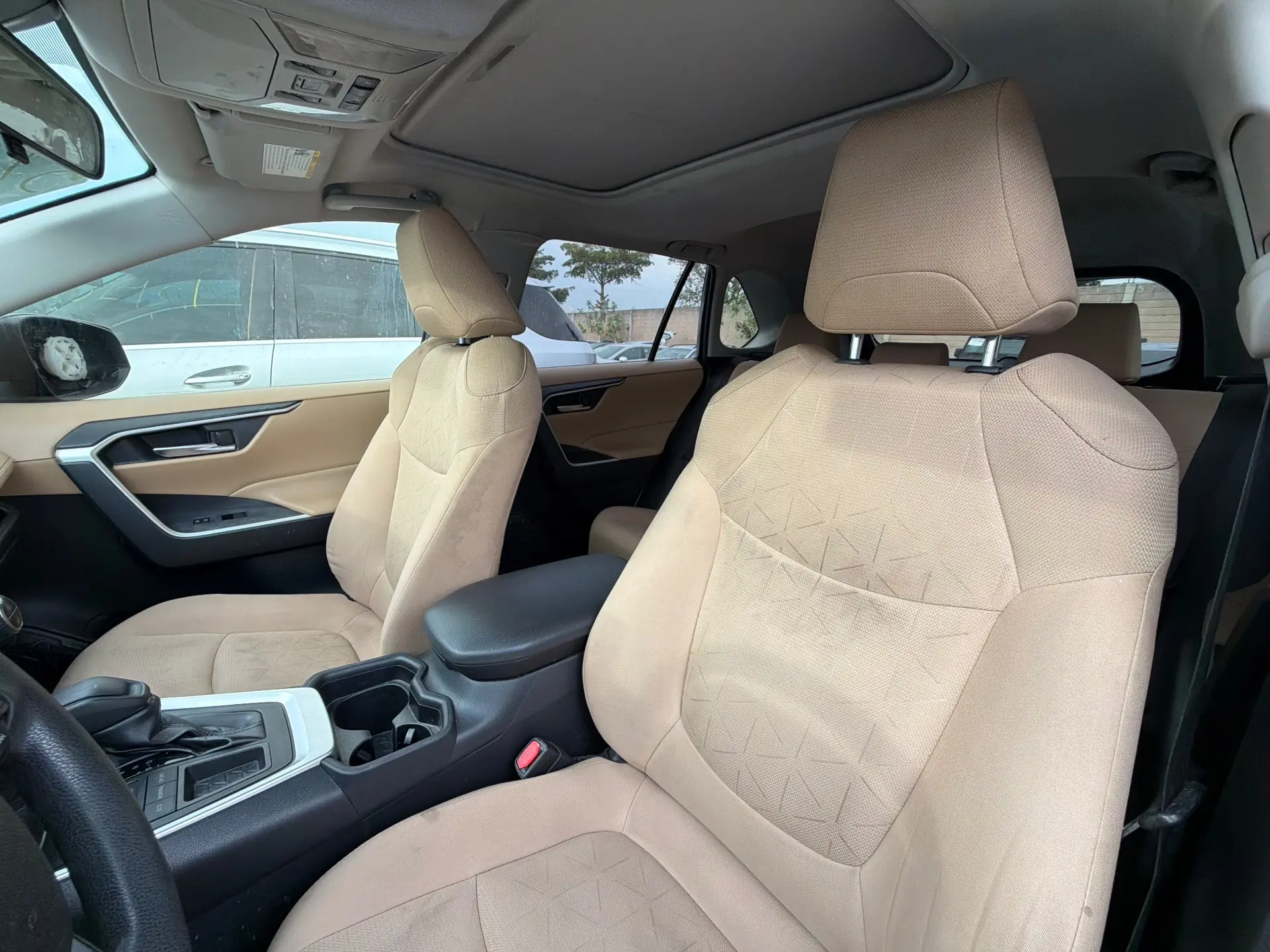 Toyota RAV4 XLE 2019