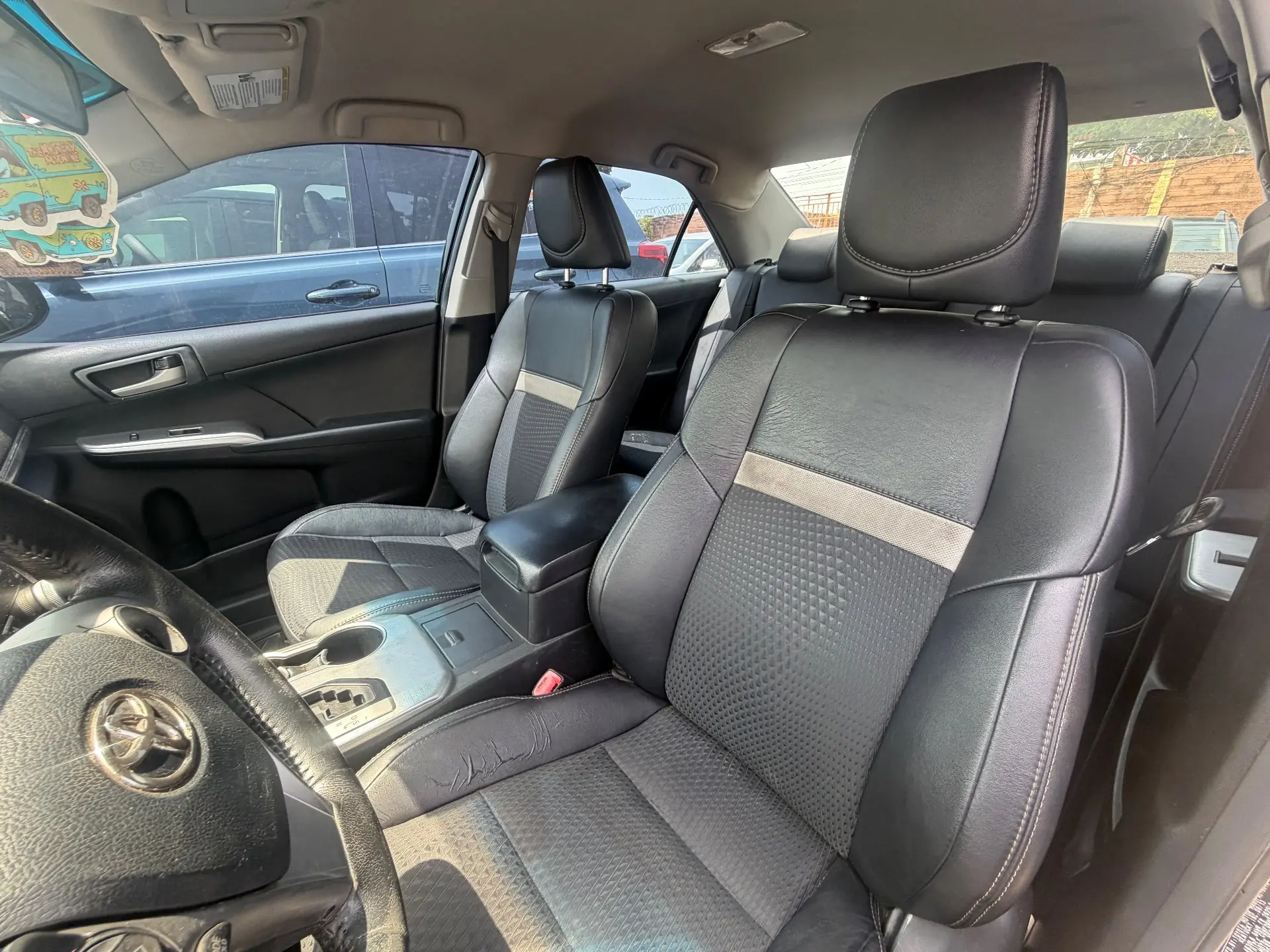 Toyota Camry SE 2014