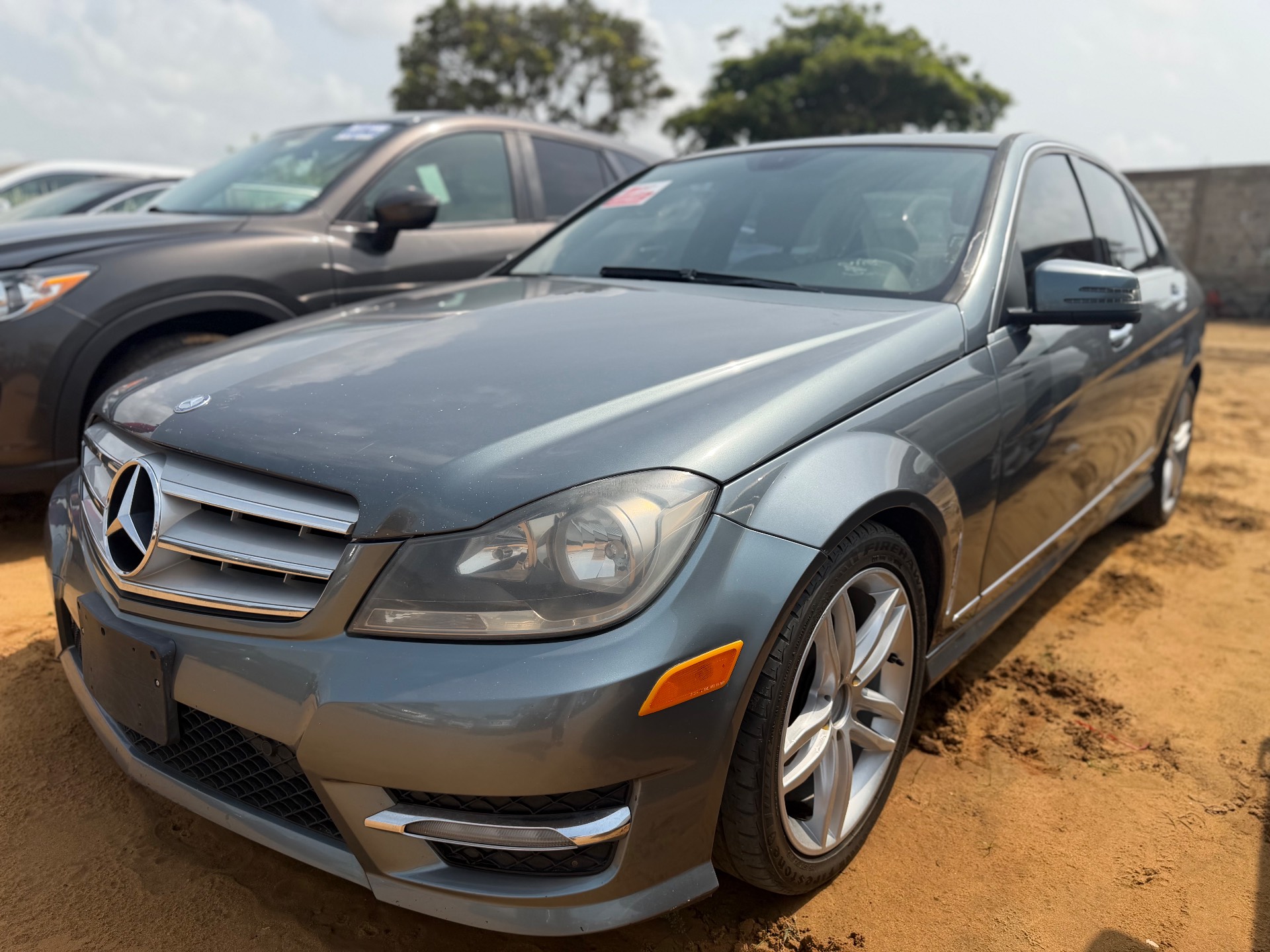 MERCEDES-BENZ C-300 2012