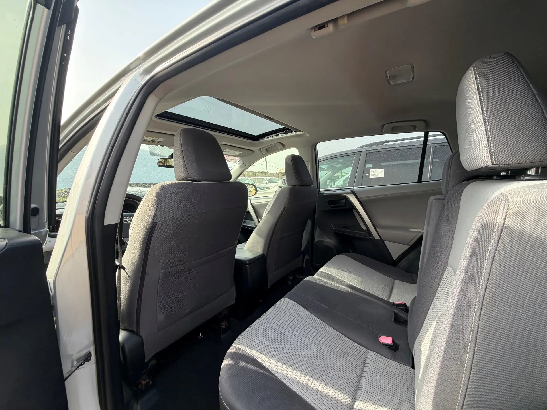 Toyota RAV4 XLE 2013