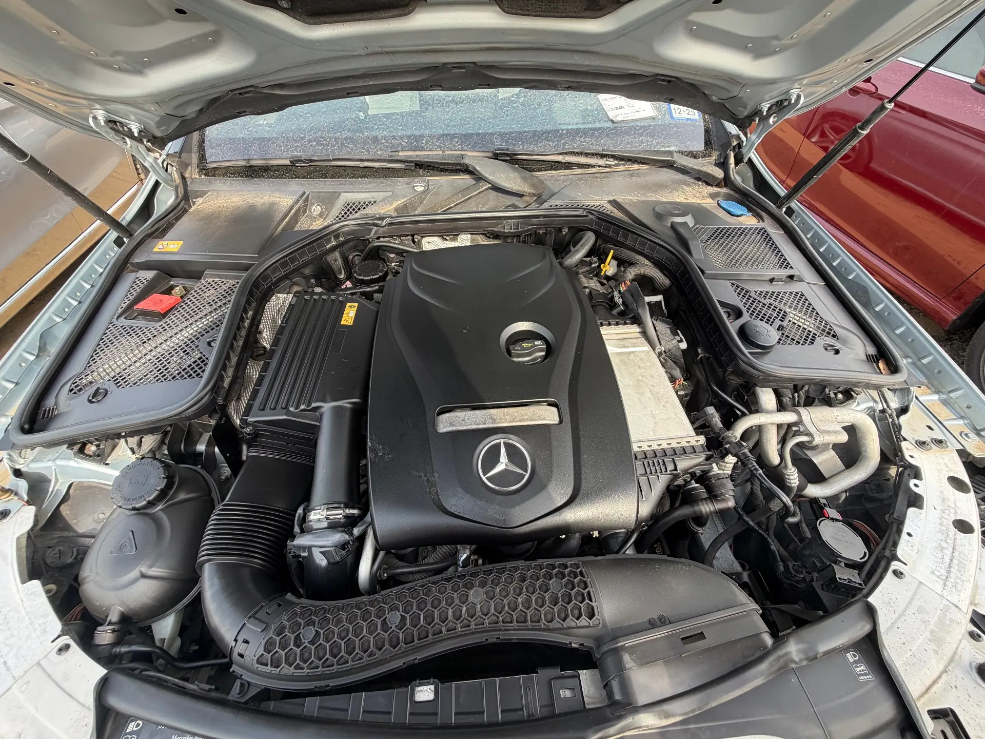 MERCEDES-BENZ E 300 2015
