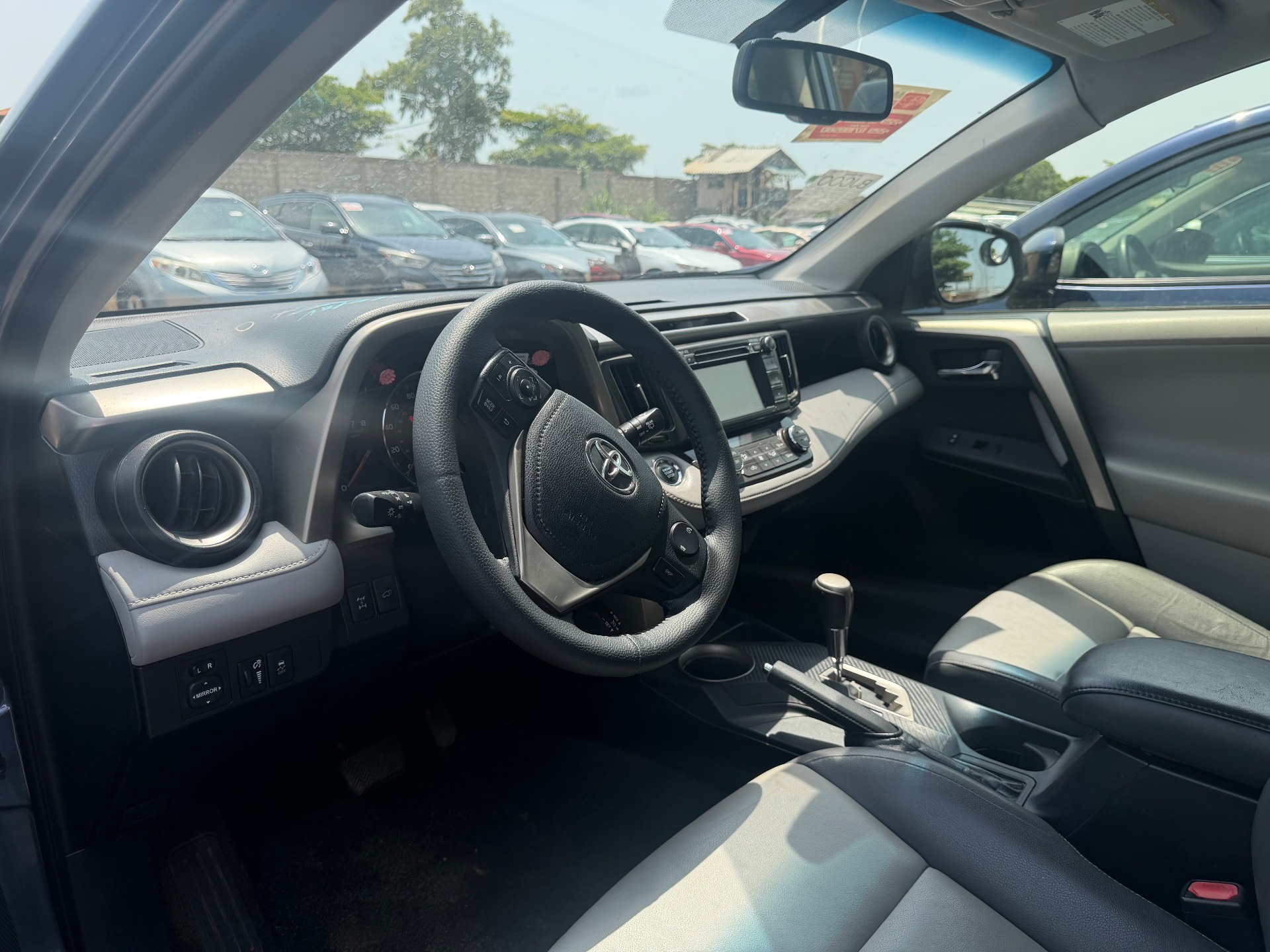 Toyota RAV4 2013