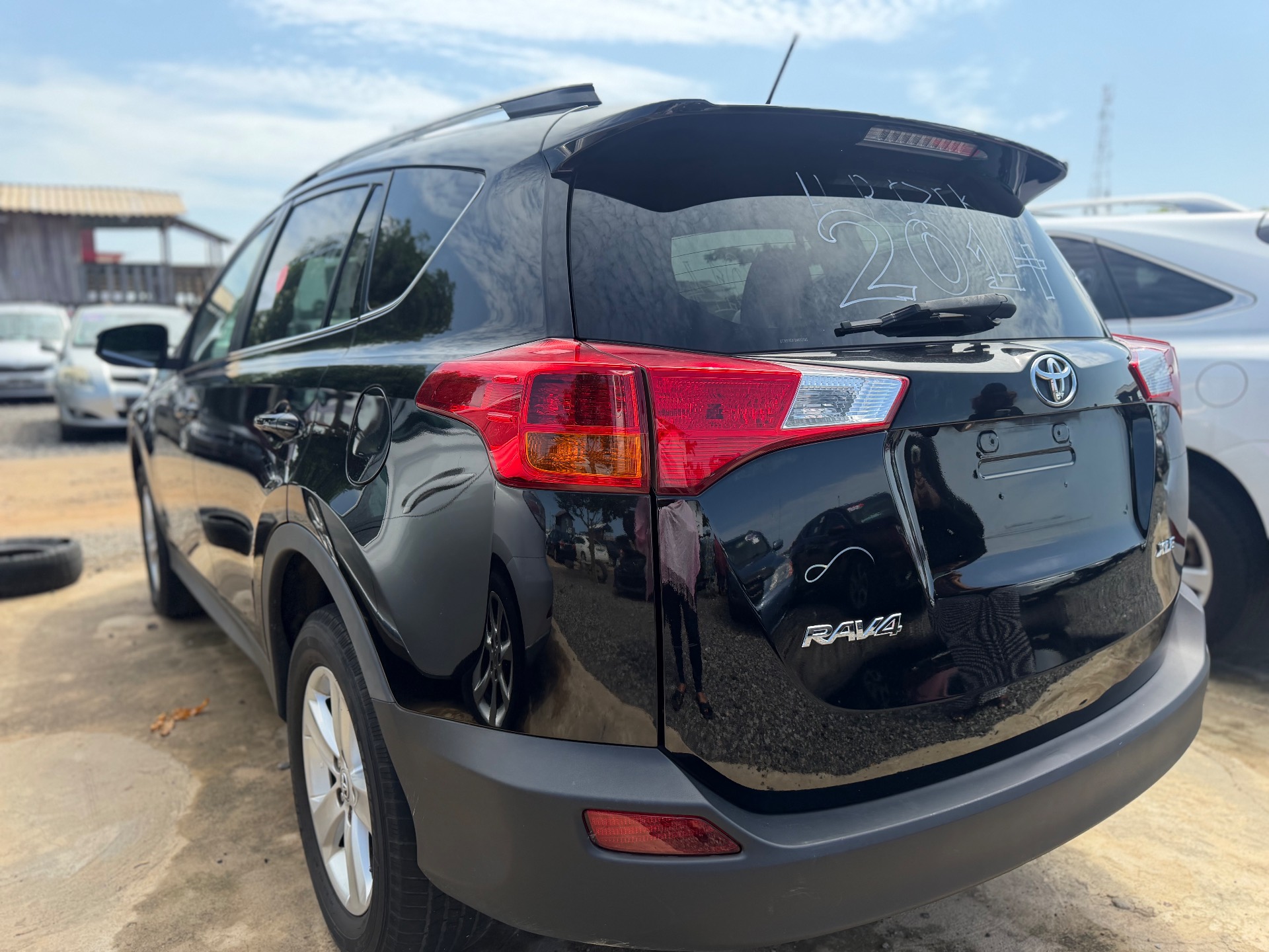 Toyota RAV4 XLE 2014
