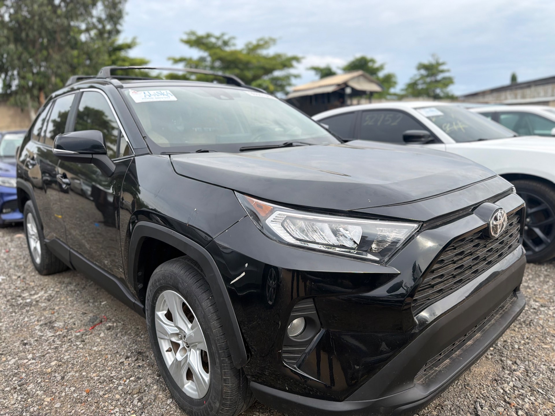 Toyota RAV4 XLE 2019