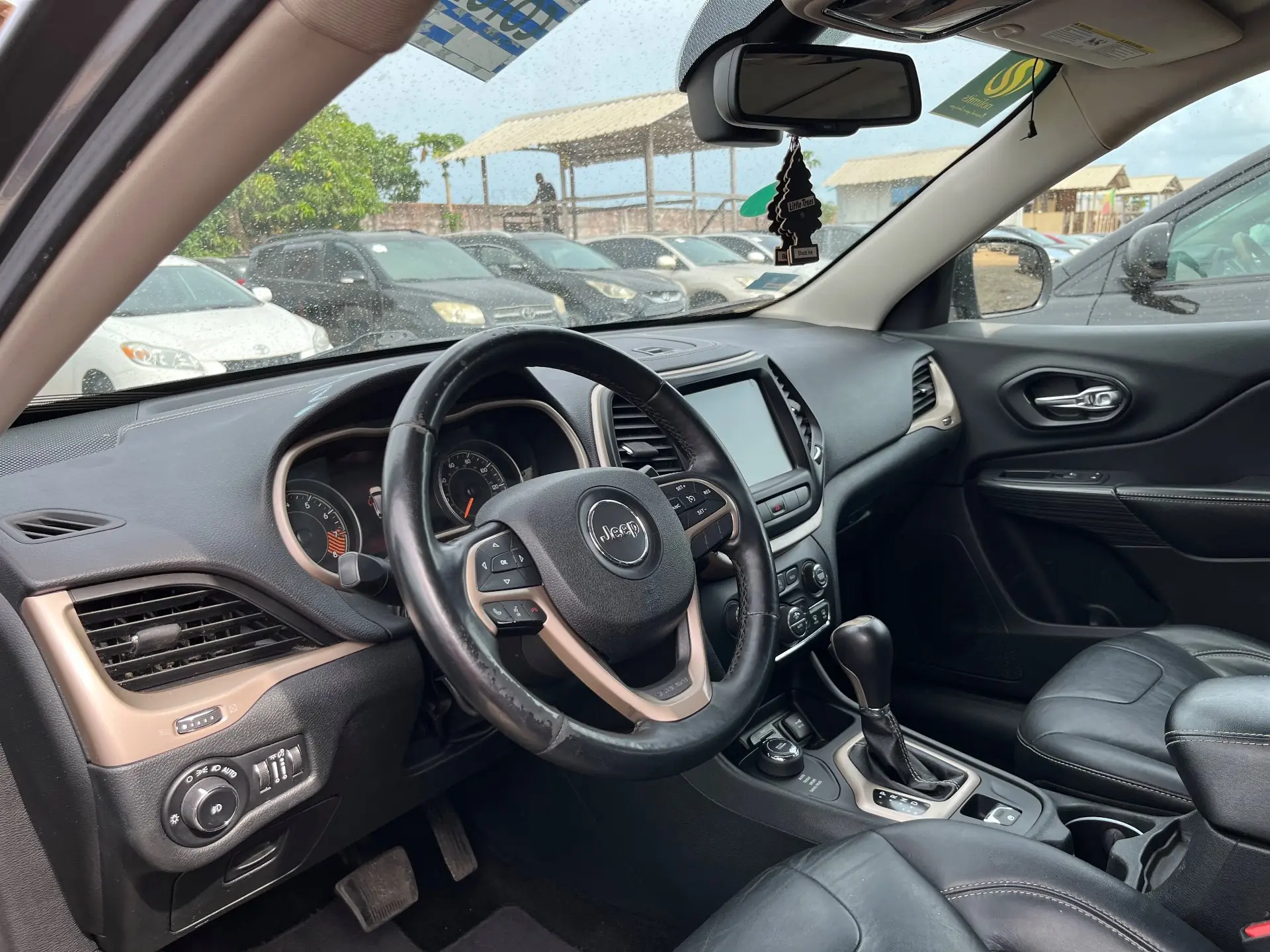 JEEP Cheroee 4x4 2015