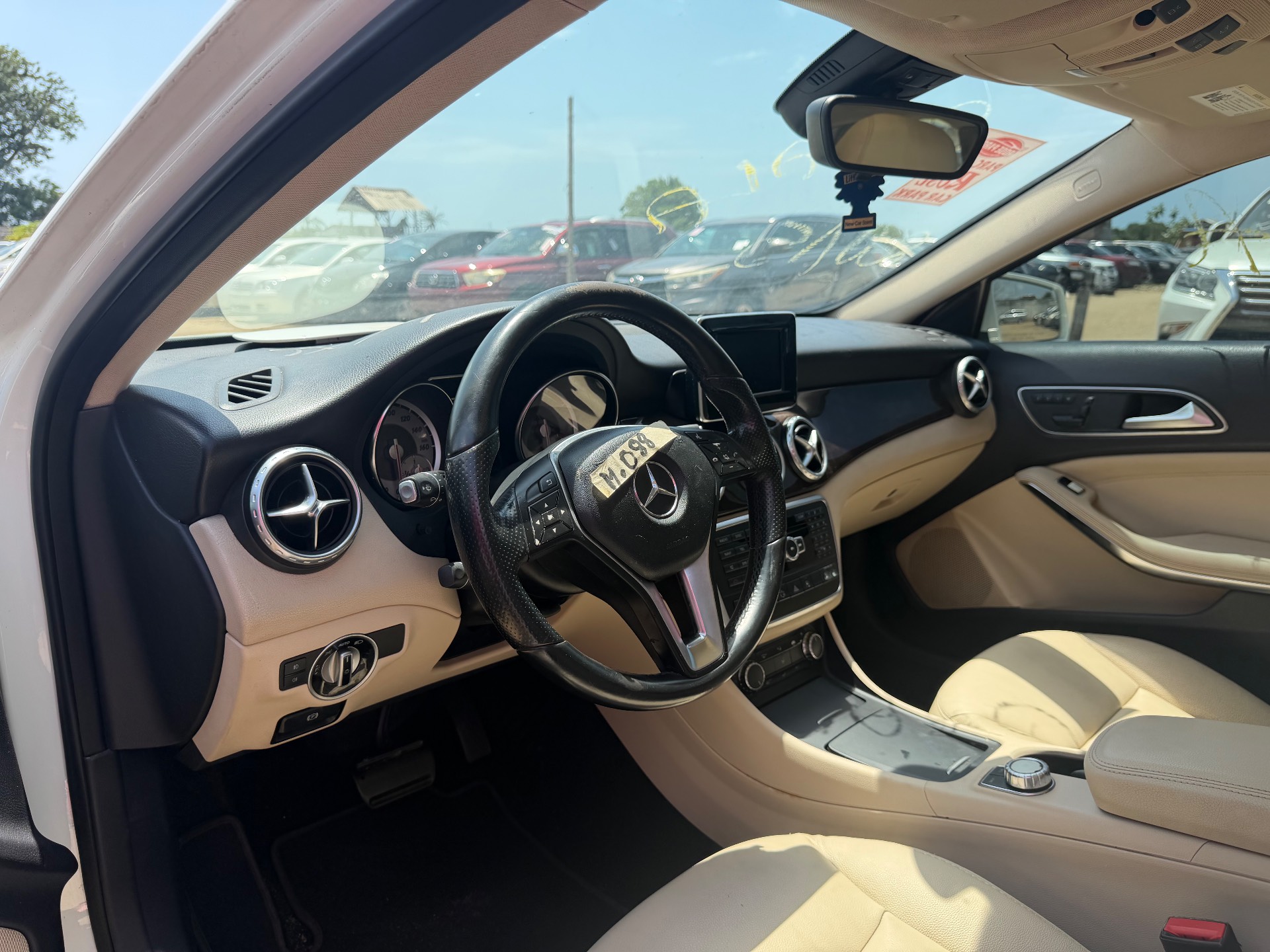 MERCEDES-BENZ GLA 250 2015