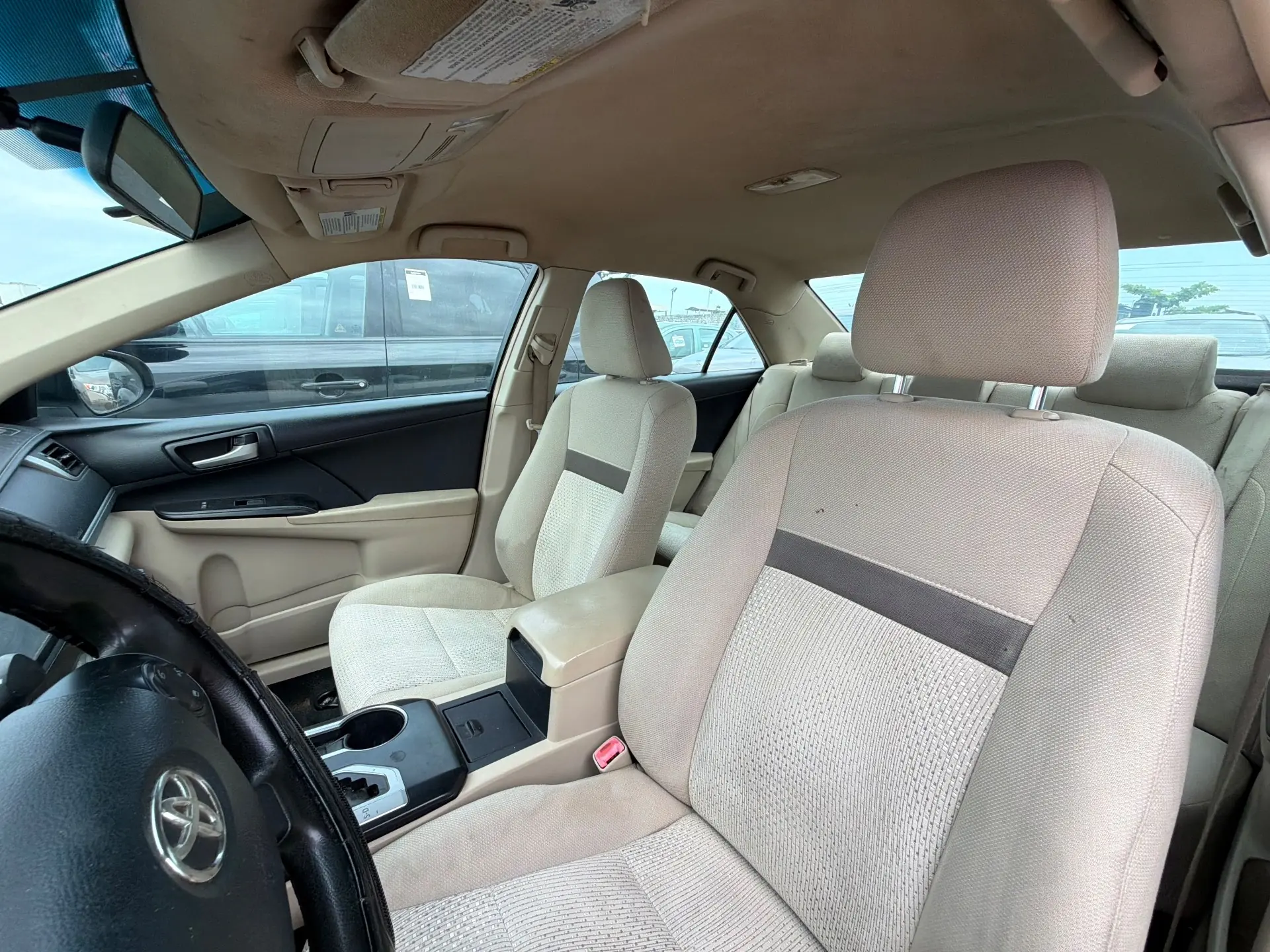 Toyota Camry Le 2014