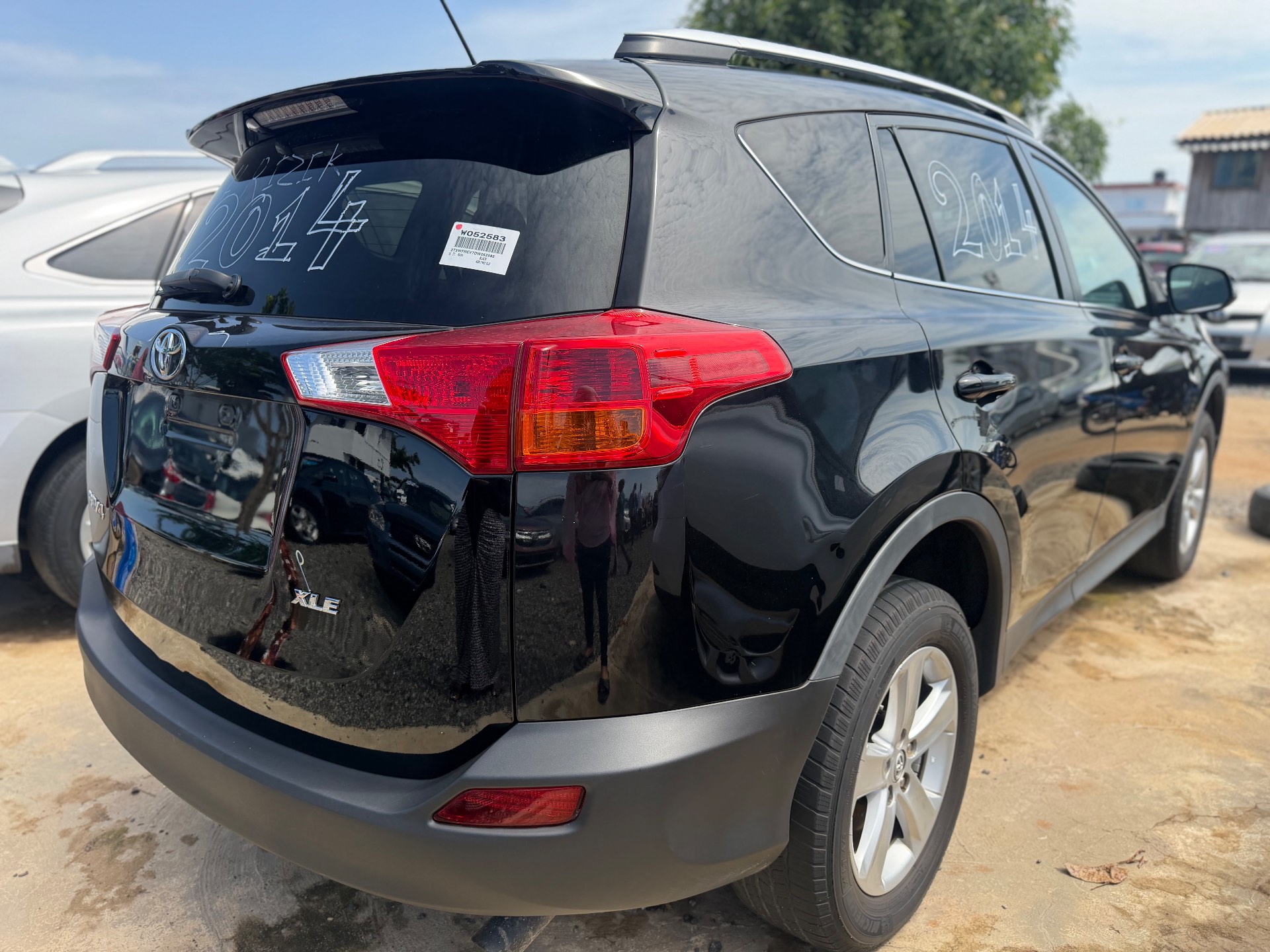 Toyota RAV4 XLE 2014