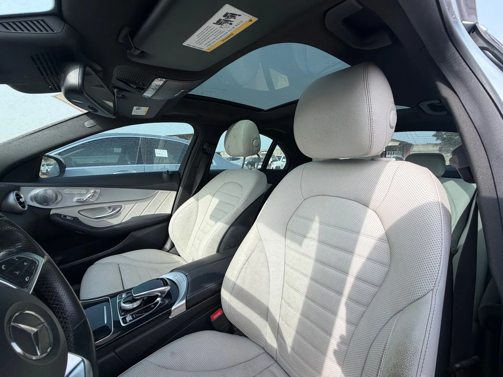 MERCEDES-BENZ E 300 2015
