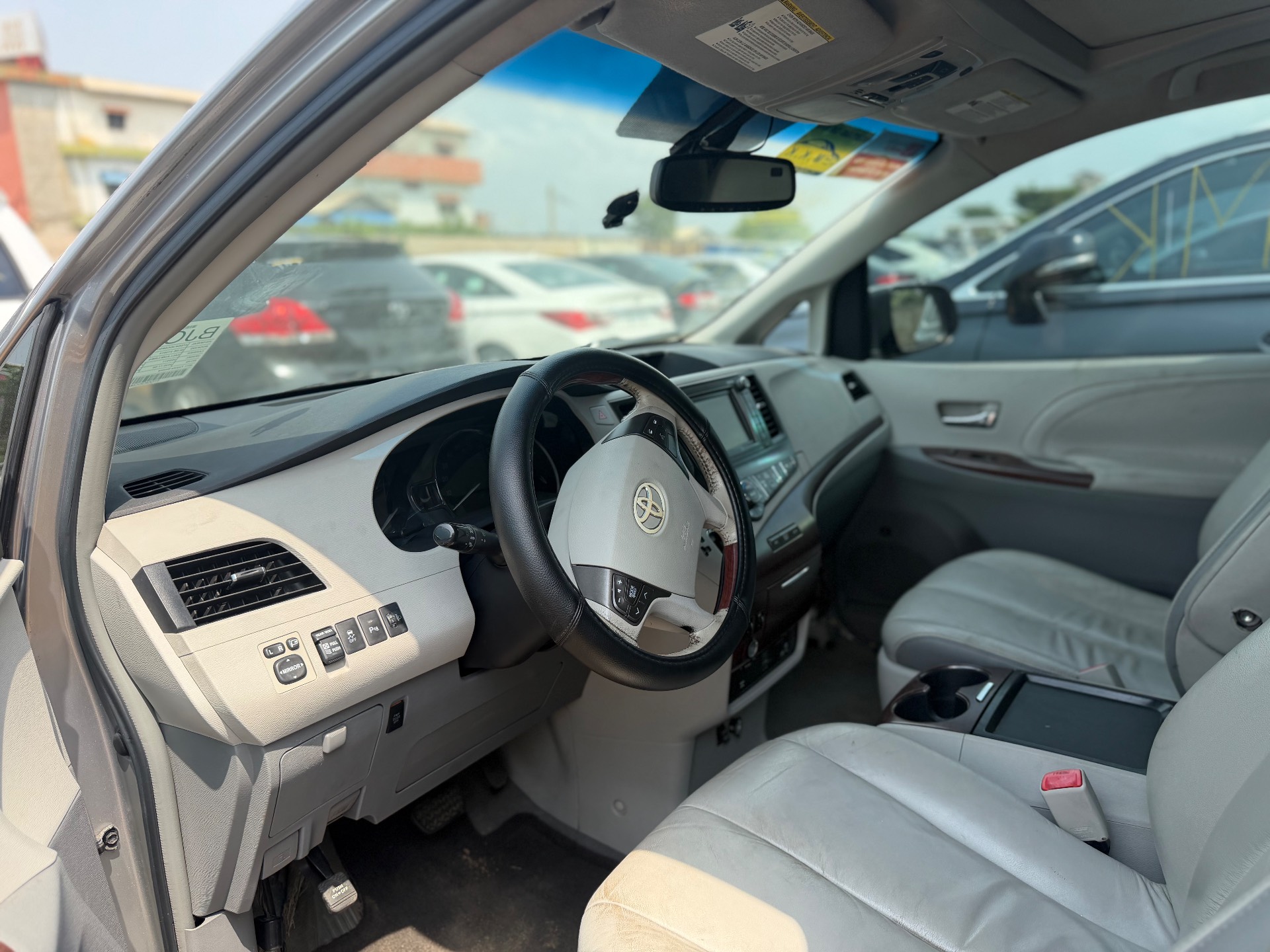 Toyota Sienna 2010