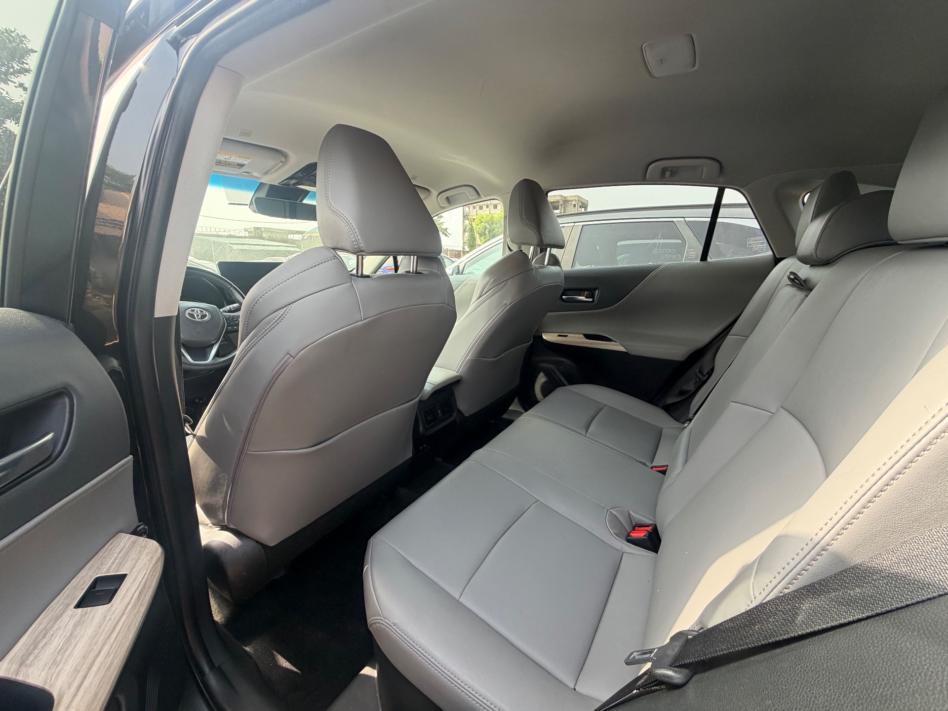 Toyota Venza XLE 2023