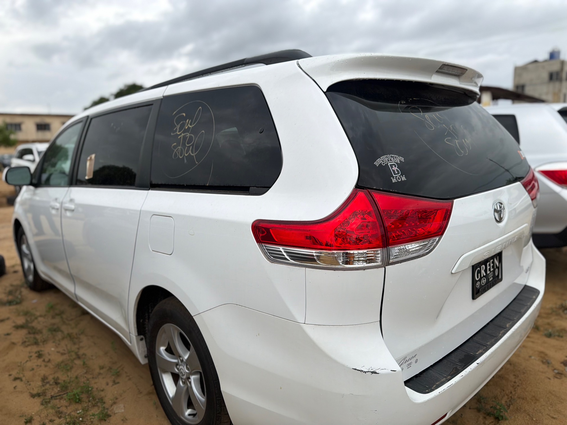 Toyota Sienna 2012