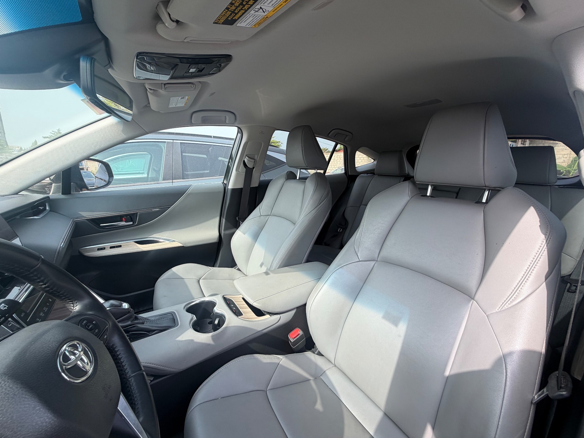 Toyota Venza XLE 2023