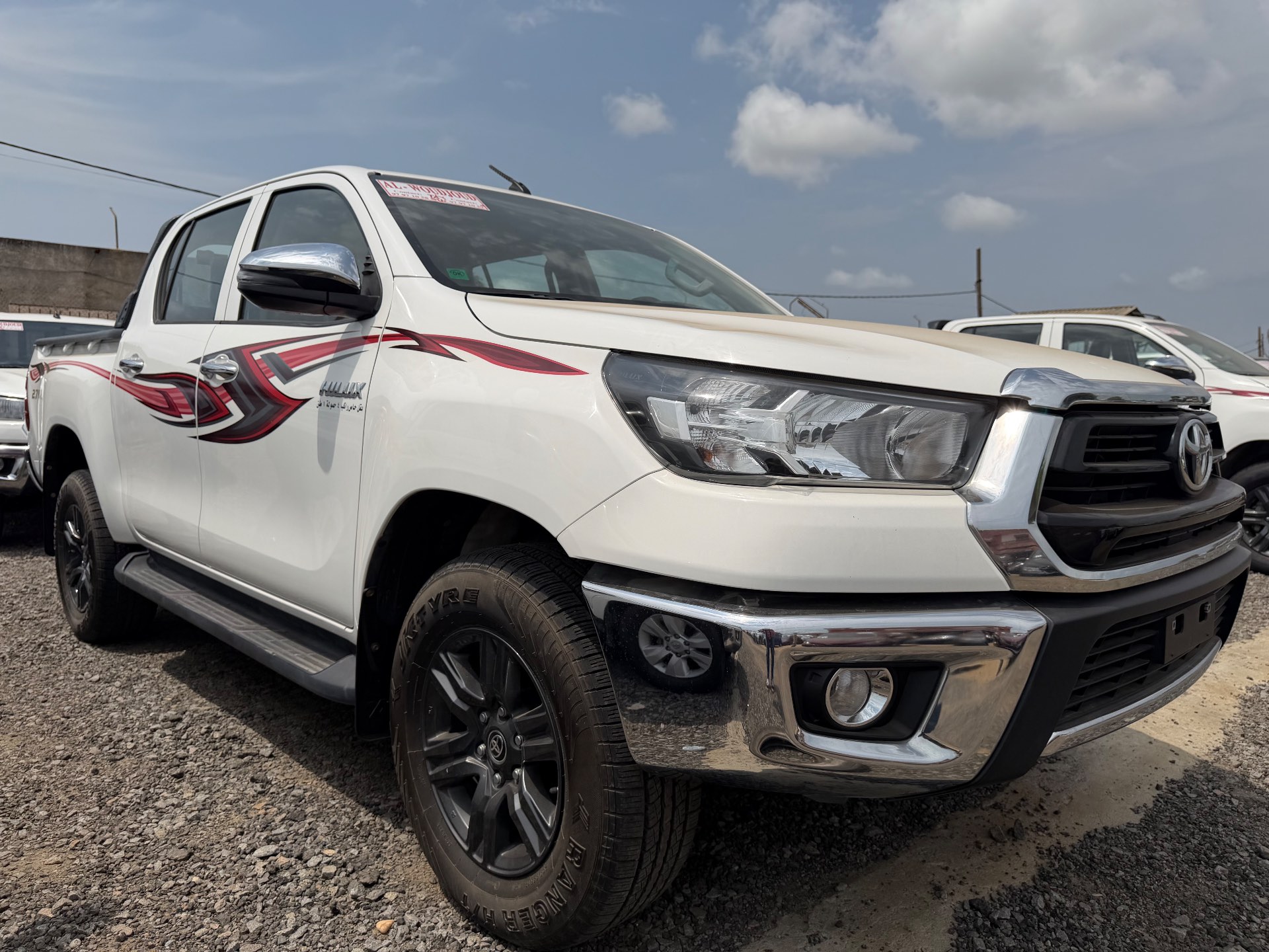 Toyota Hilux SR5 2023