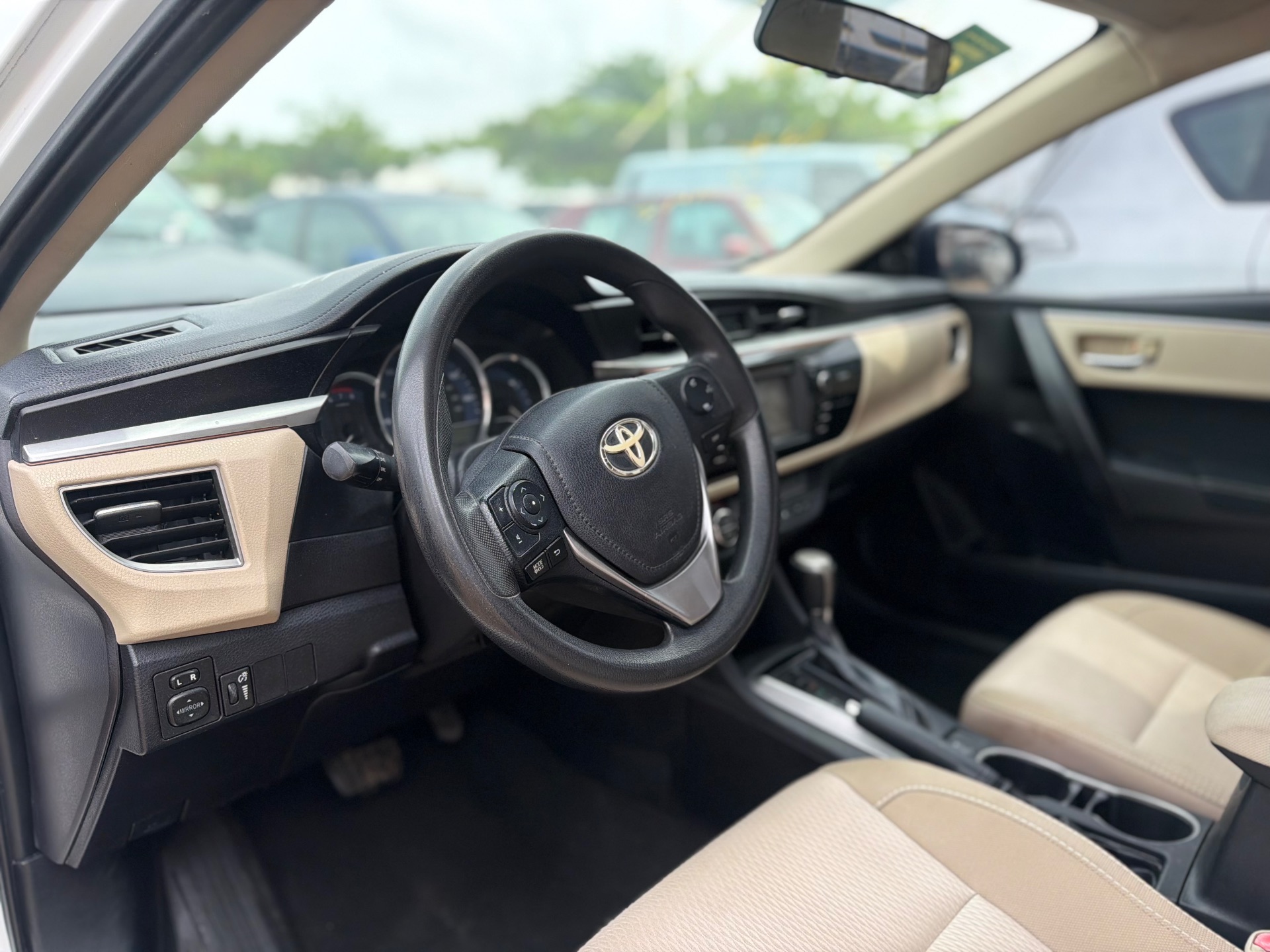 Toyota Corolla 2015