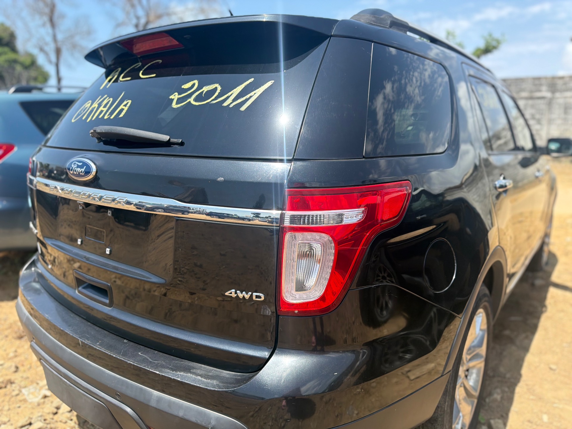FORD Explorer 2011
