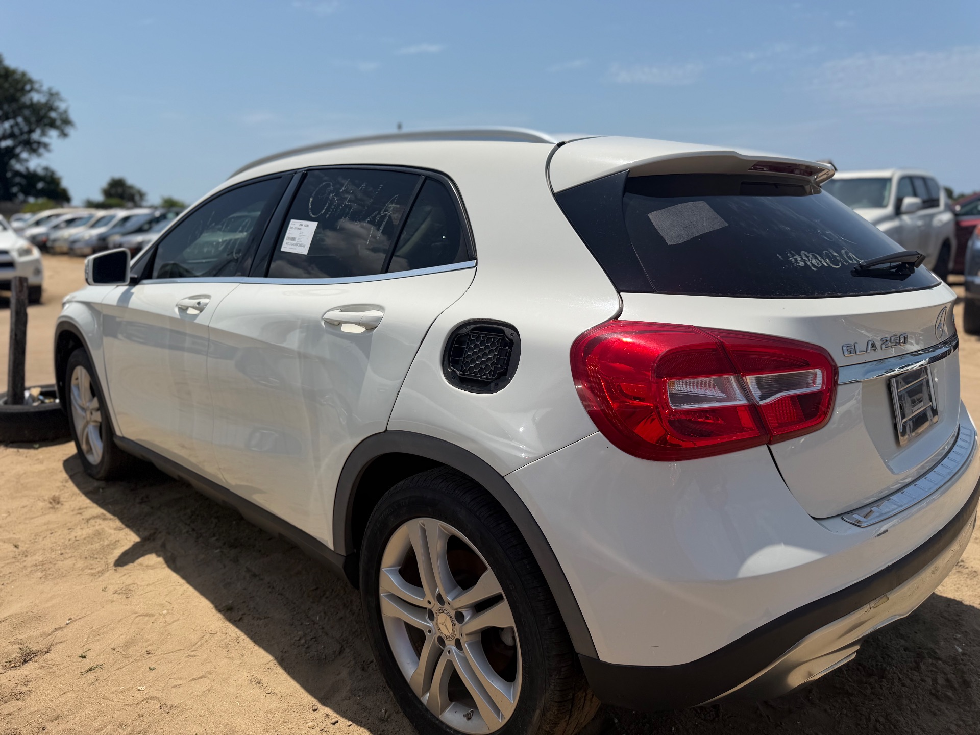 MERCEDES-BENZ GLA 250 2015
