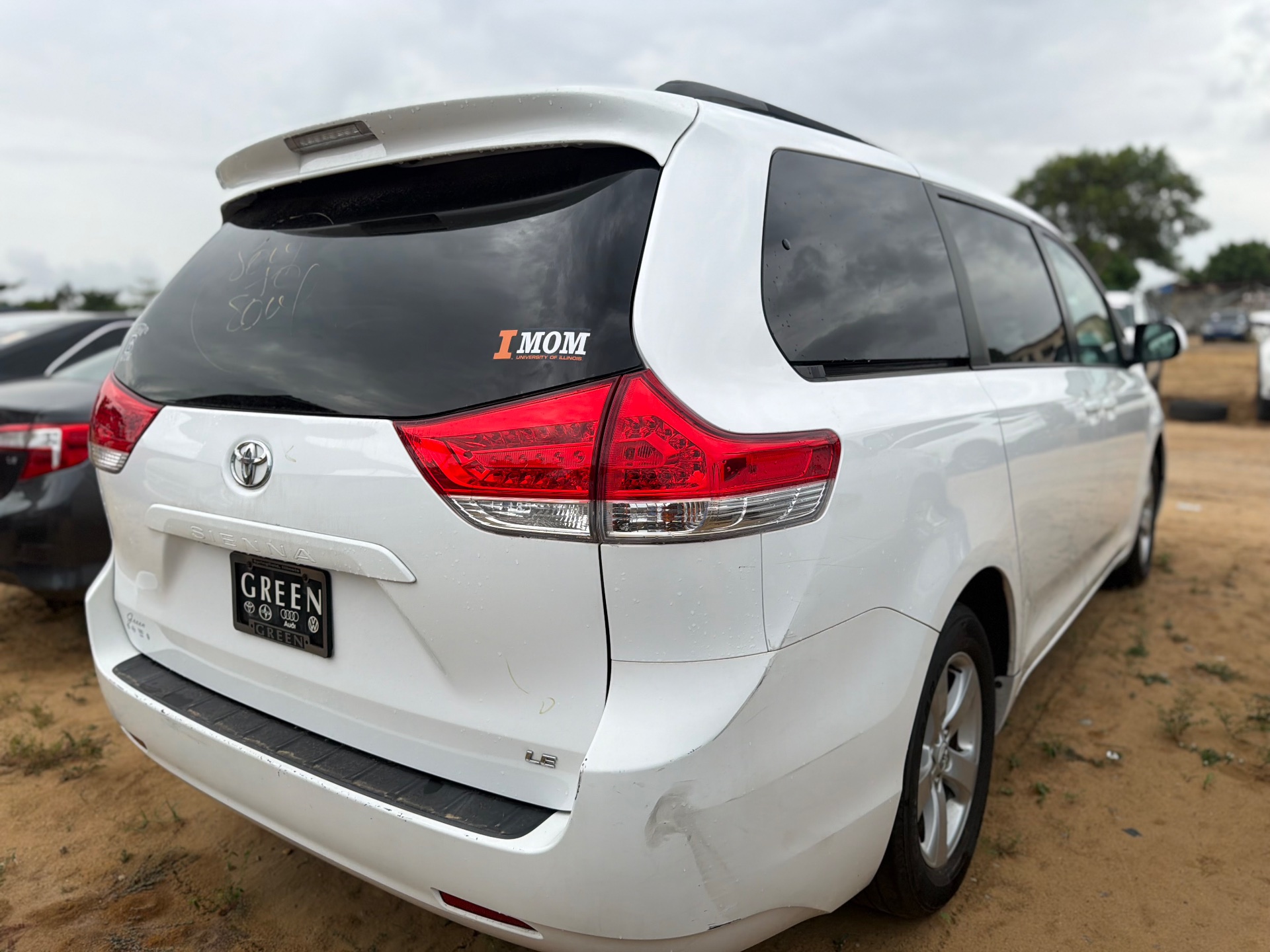 Toyota Sienna 2012