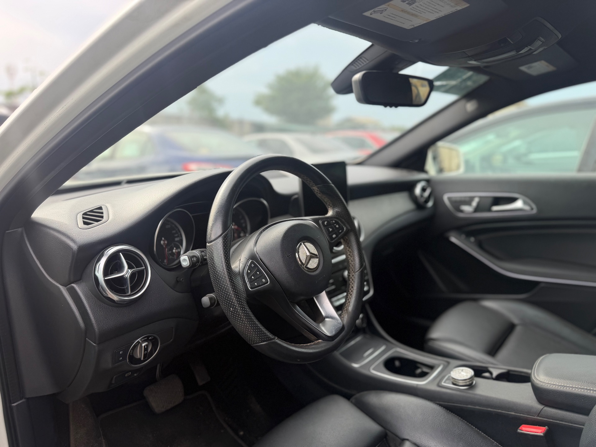 MERCEDES-BENZ GLA 250 2018
