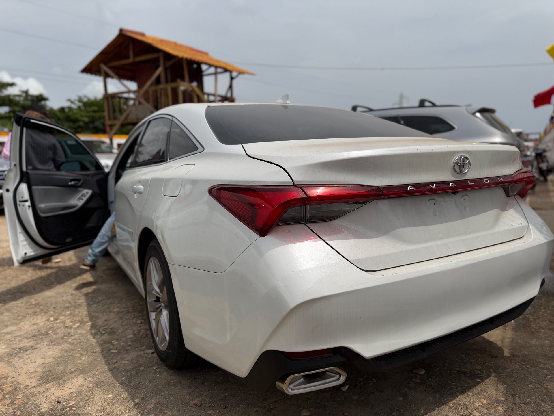 Toyota Avalon 2019
