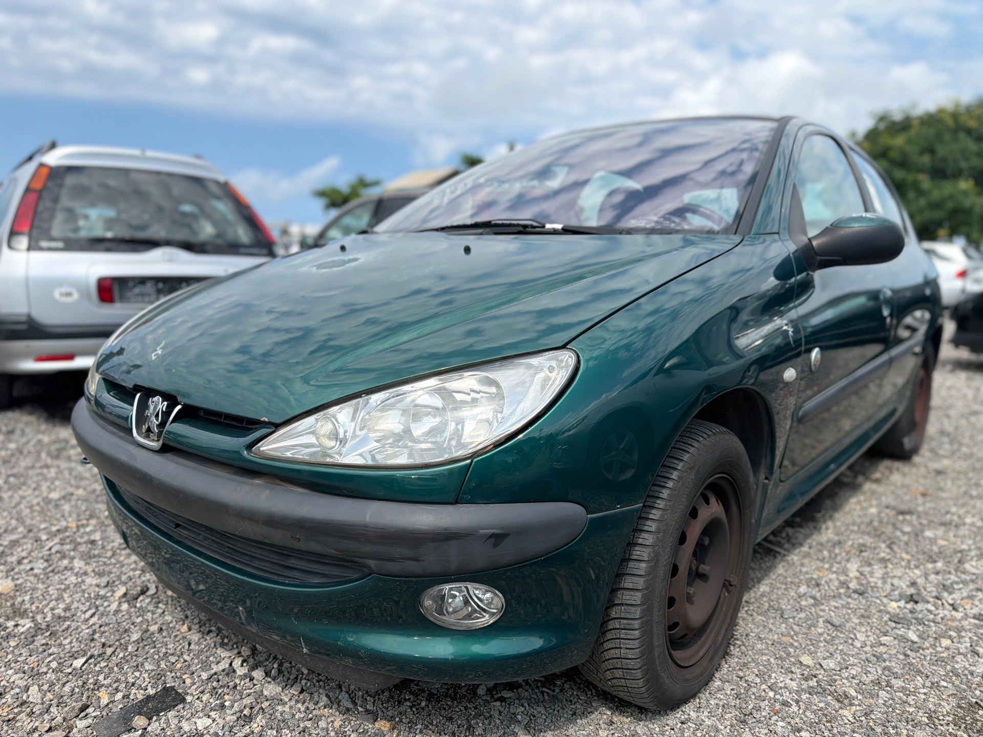 Peugeot 208 2001