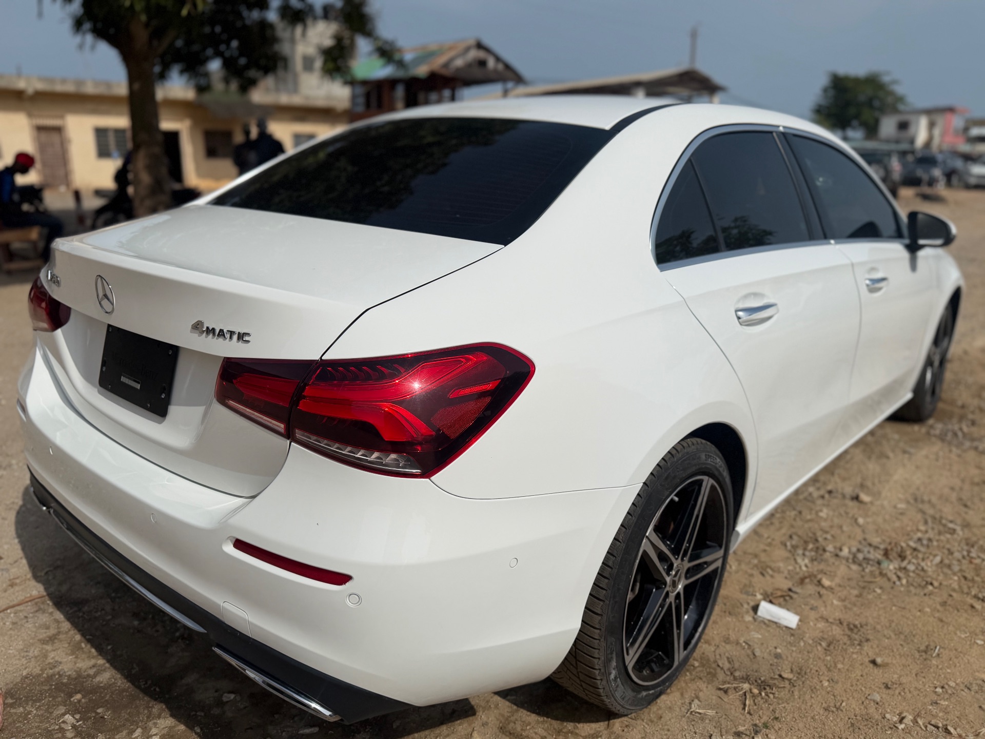 MERCEDES-BENZ GLA 2020