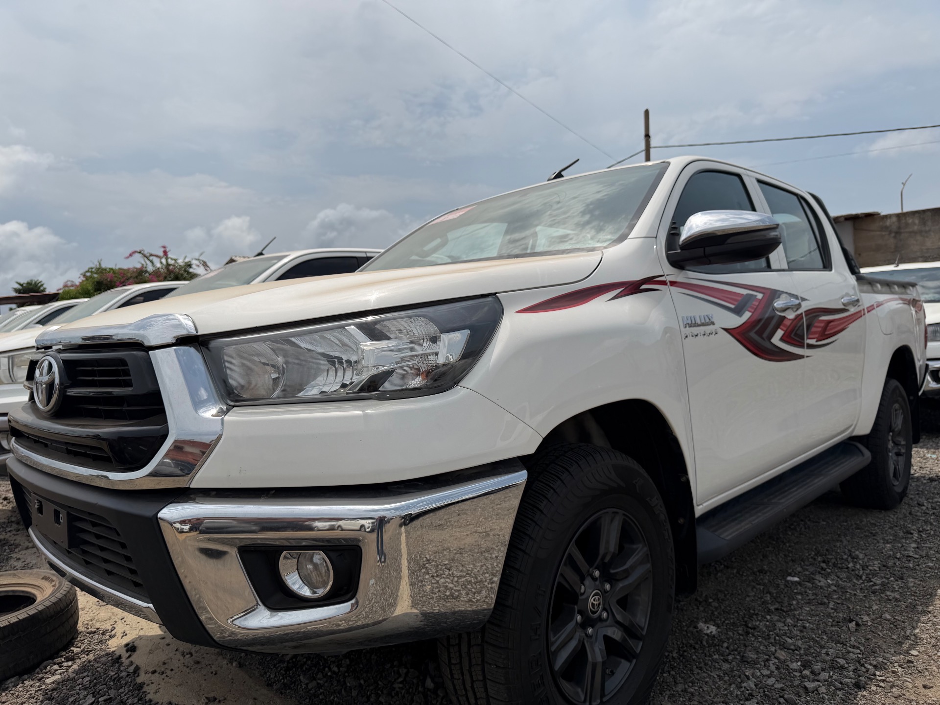 Toyota Hilux SR5 2023