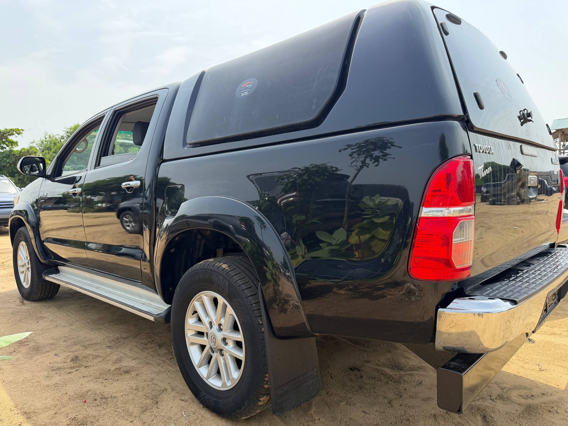 Toyota Thorer HILUX 2013