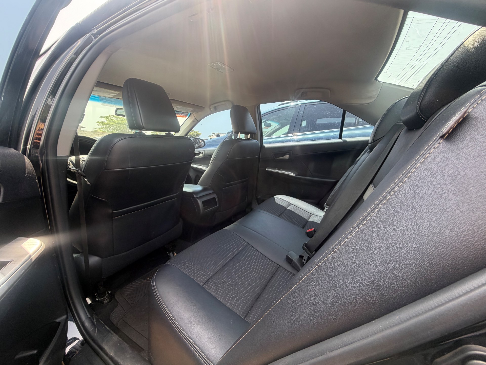 Toyota Camry SE 2014