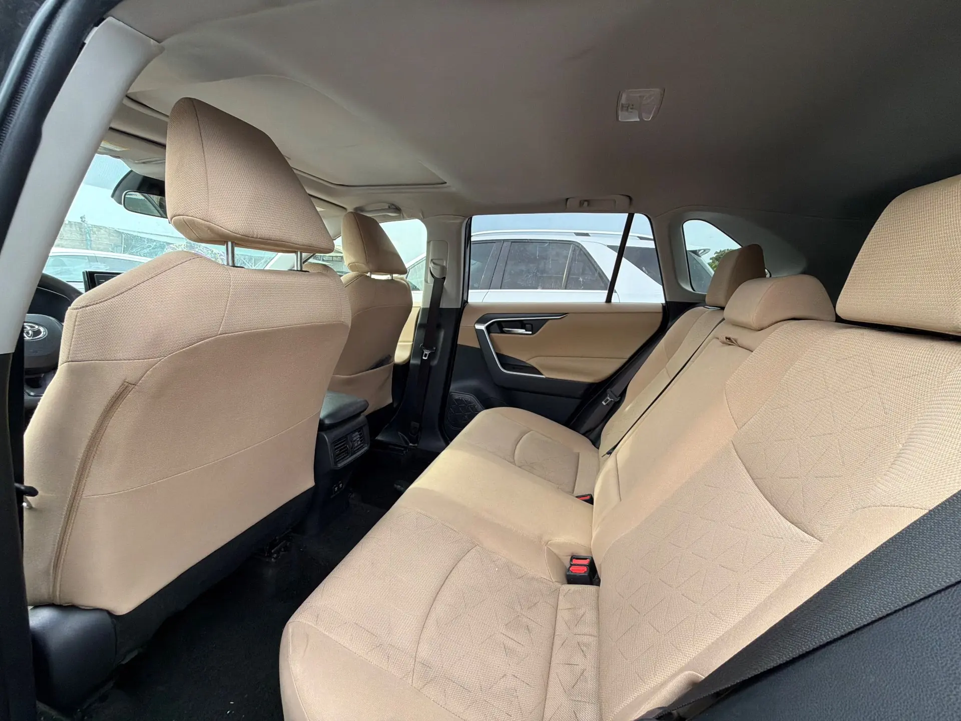 Toyota RAV4 XLE 2019