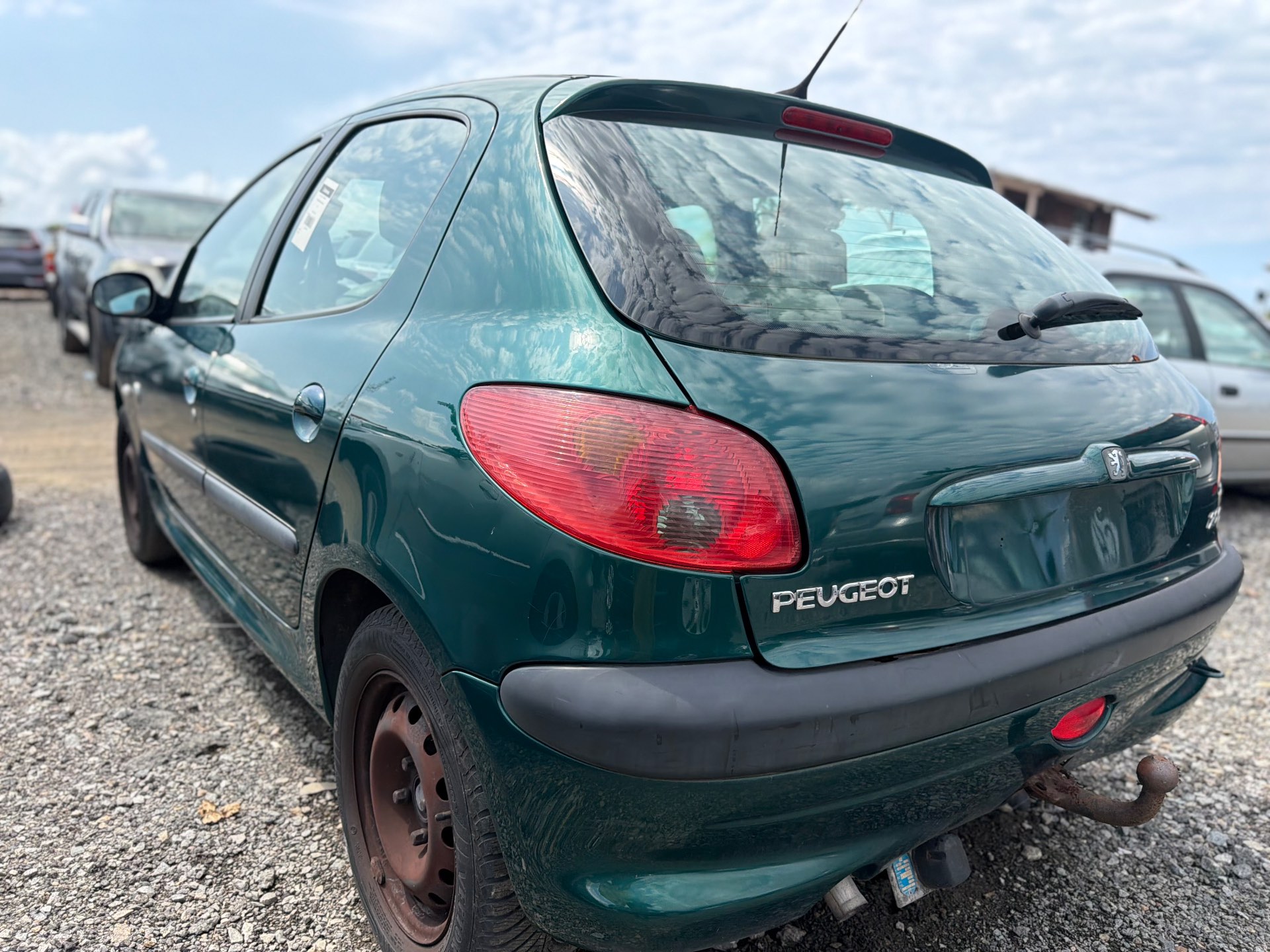 Peugeot 208 2001