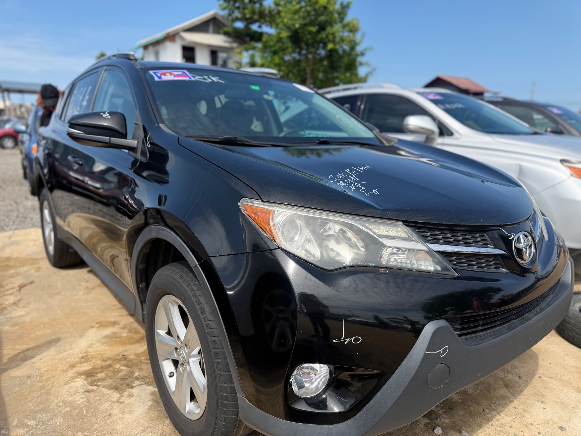 Toyota RAV4 XLE 2014