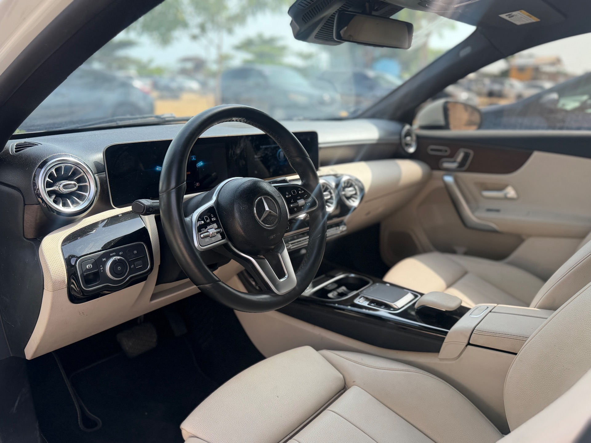 MERCEDES-BENZ GLA 2020