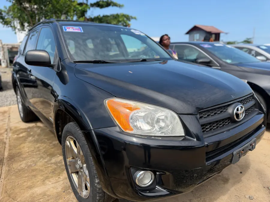 Toyota RAV4 2010