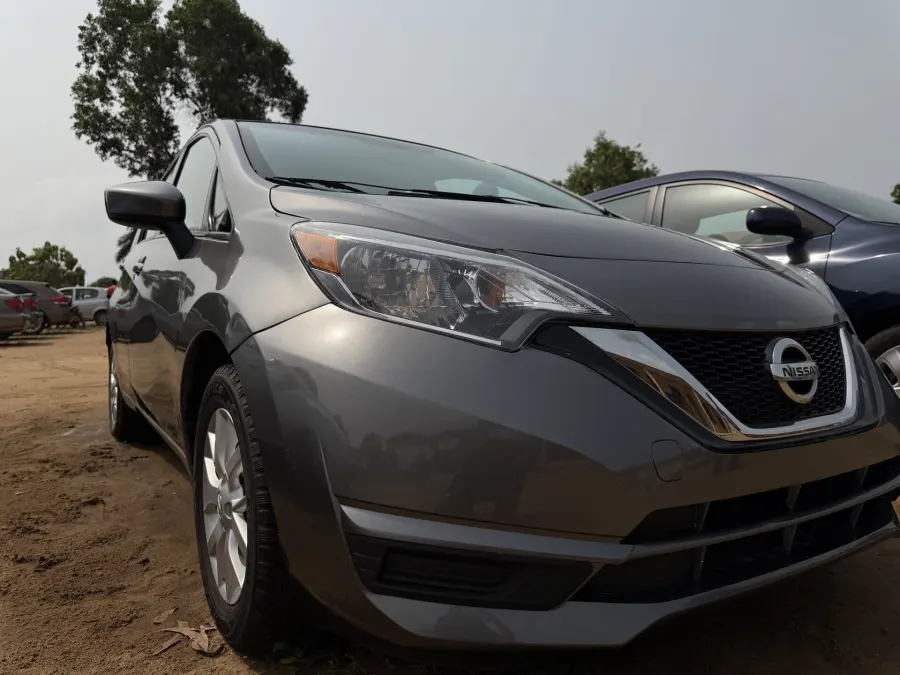 Nissan Versa Note 2018