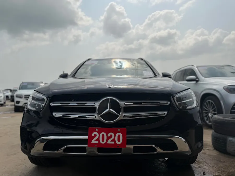 MERCEDES-BENZ GLC 300 2020