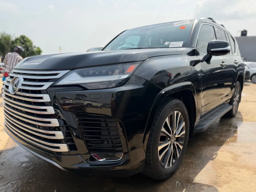 Lexus LX 600 2023