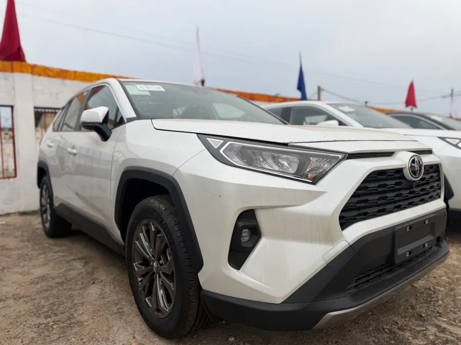 Toyota RAV4 2025