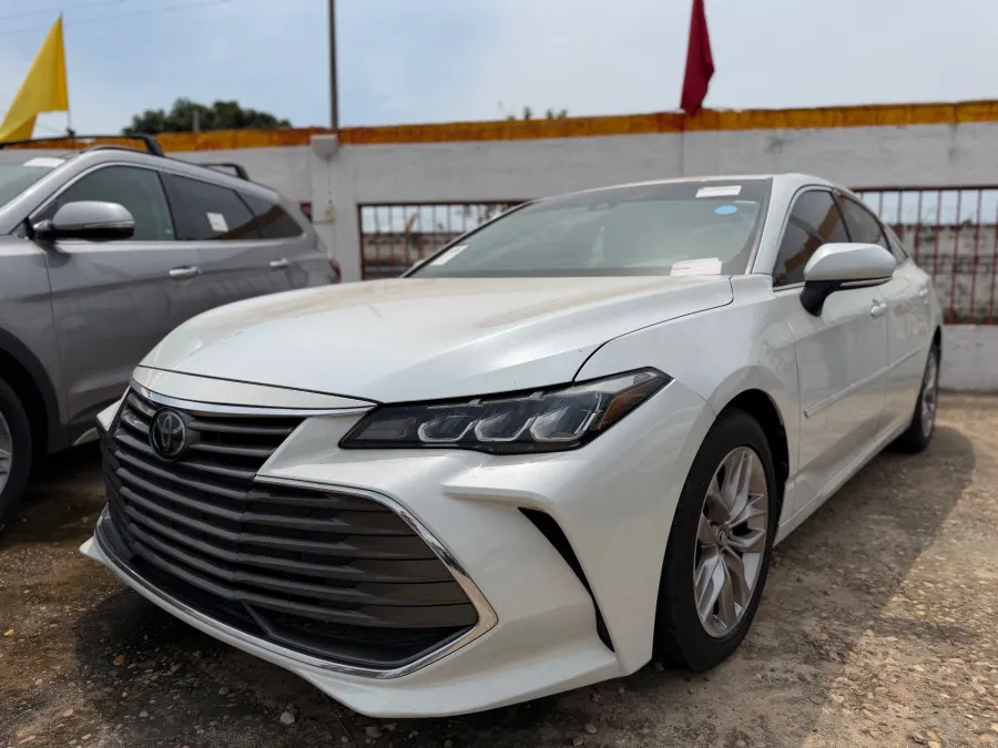 Toyota Avalon 2019