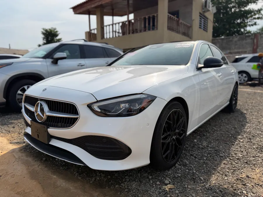 MERCEDES-BENZ C-300 2022