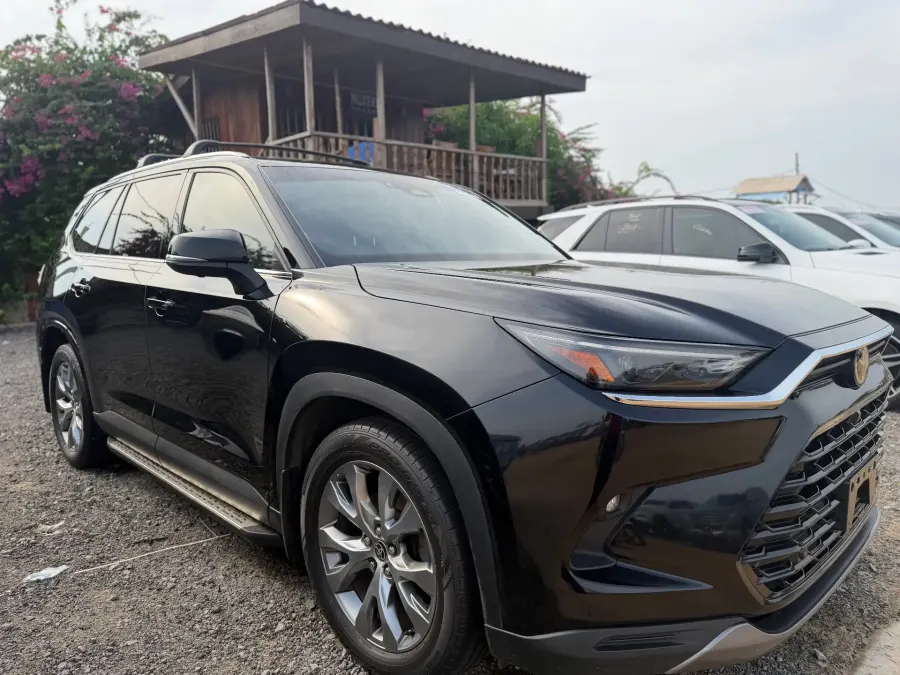 Toyota Grand Highlander 2024