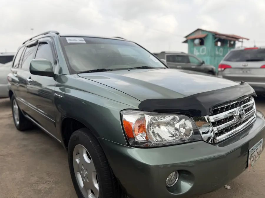 Toyota Highlander 4WD 2005