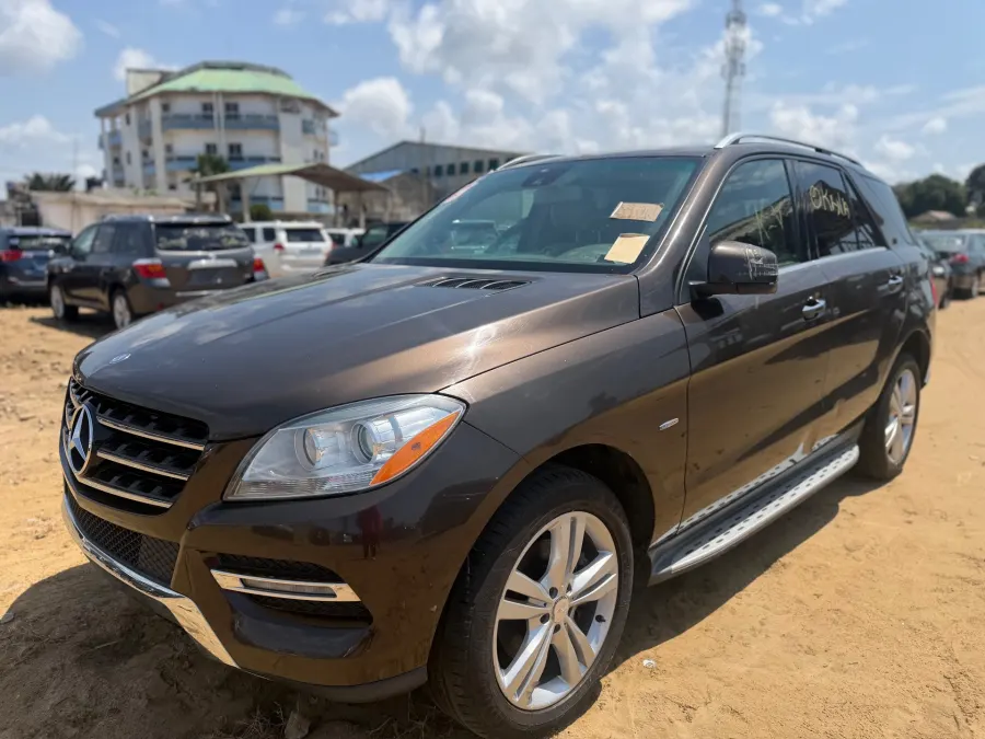 MERCEDES-BENZ ML350 2012
