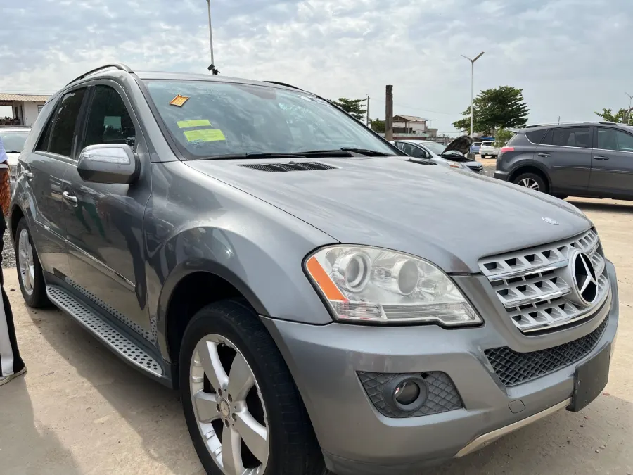 MERCEDES-BENZ ML350 2010